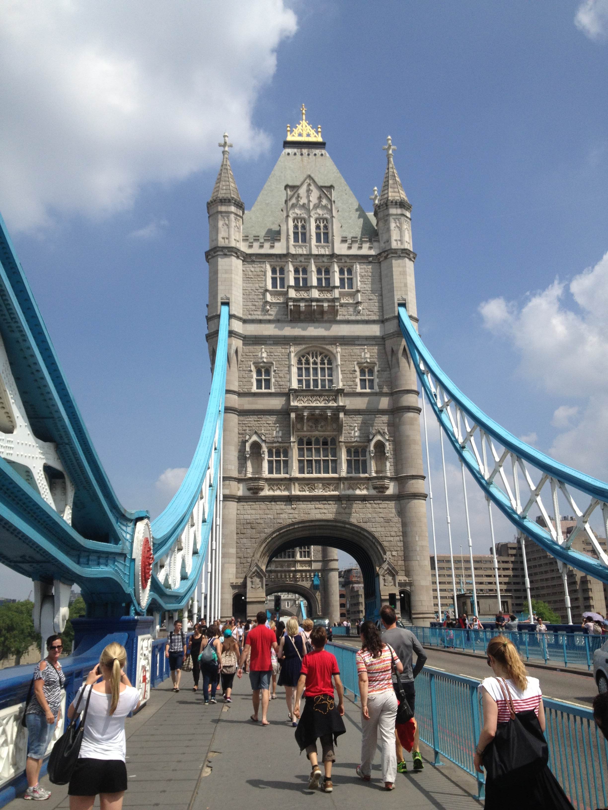 visit the london bridge