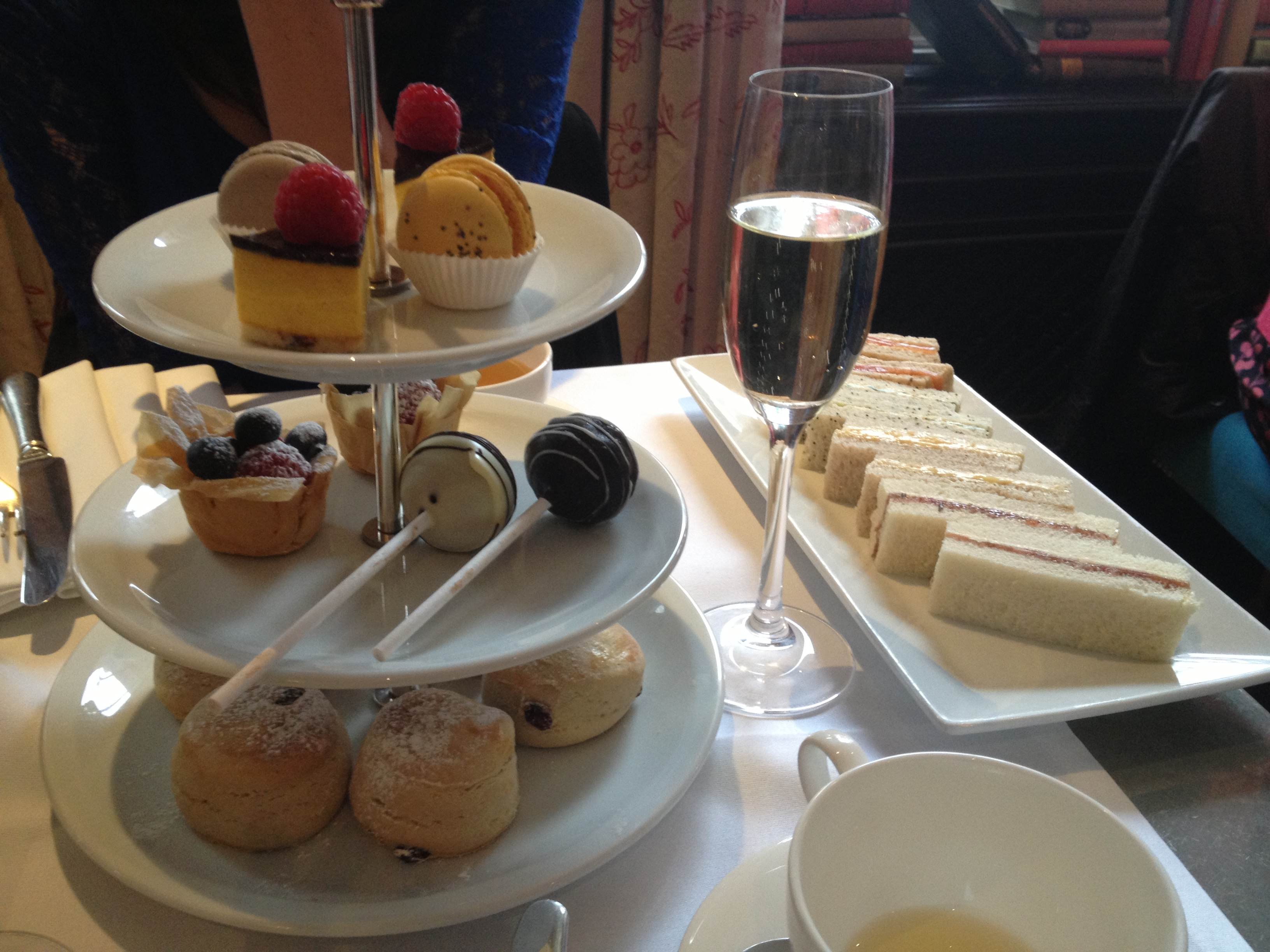 afternoon tea a londres