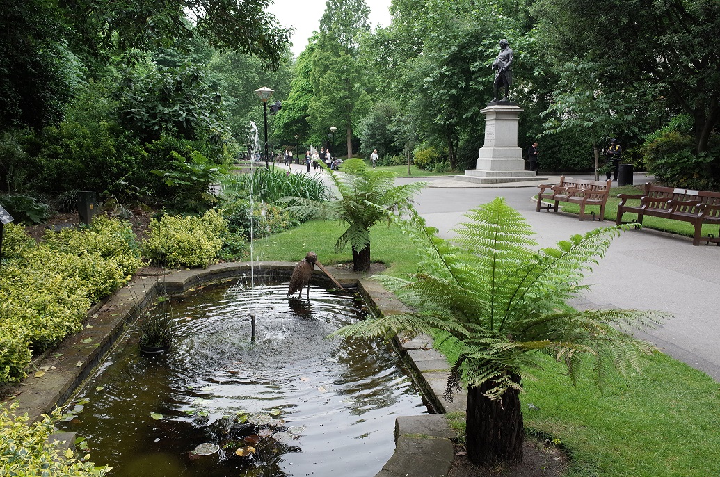 victoria embankment gardens